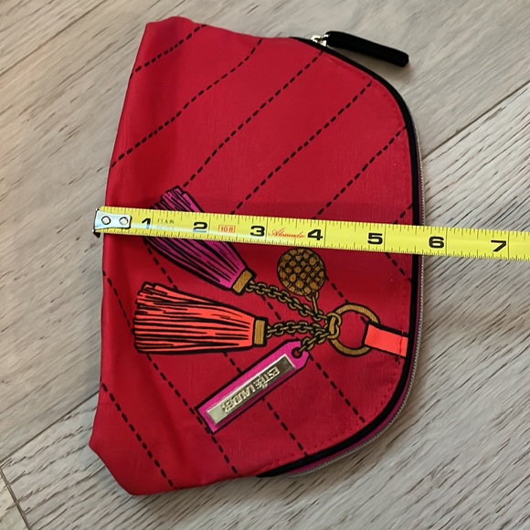 Ester Lauder makeup bag - Picture 10 of 13